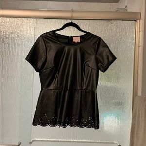 Short slv black leather peplum top eyelet detail